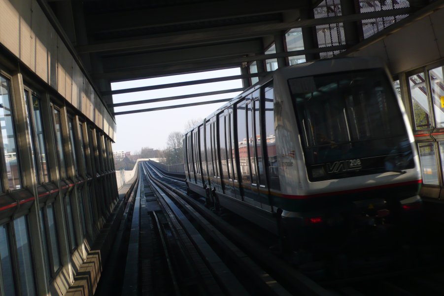 Lille, metro CHR Oscar Lambret